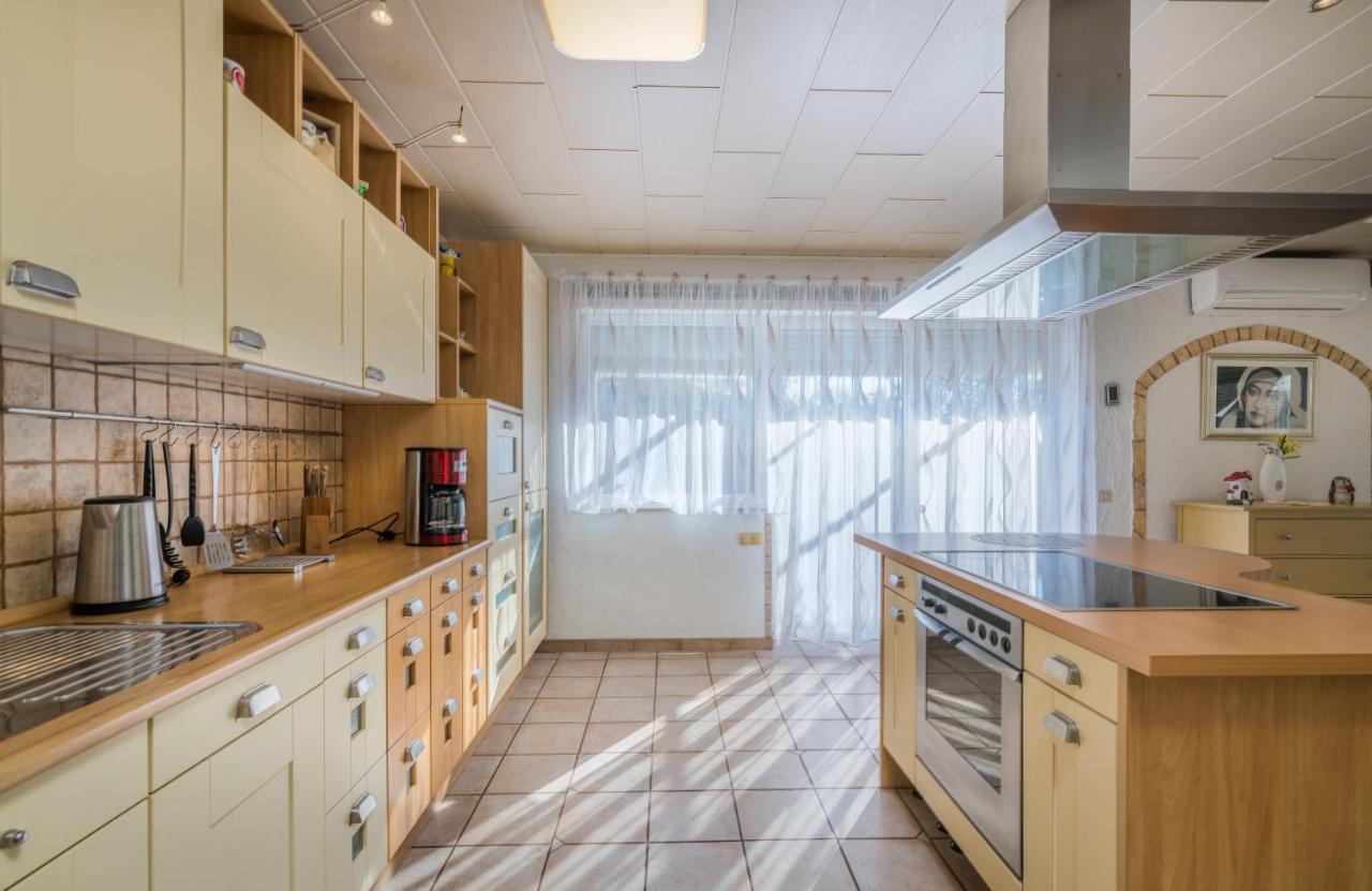 Holiday Home Nika Linardici Ngoại thất bức ảnh